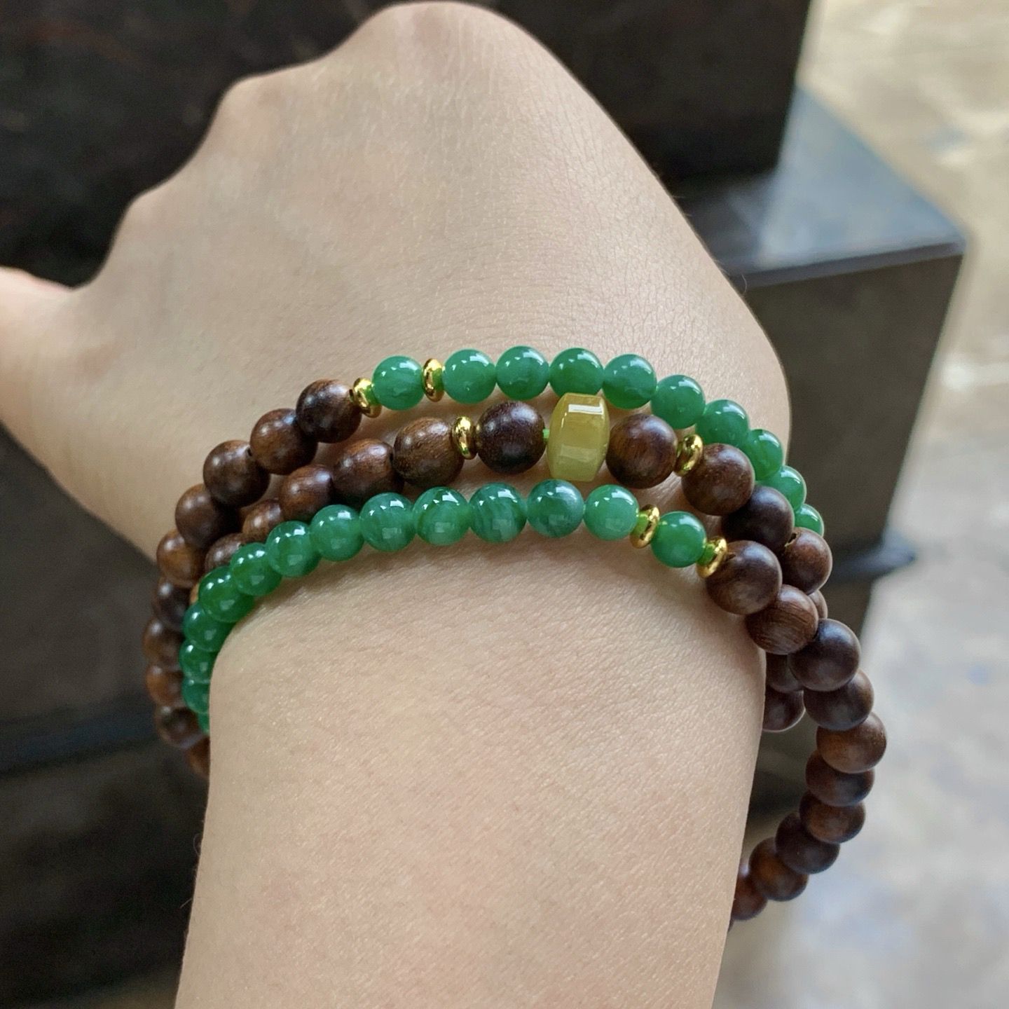 辣绿色手串^_^鲜艳