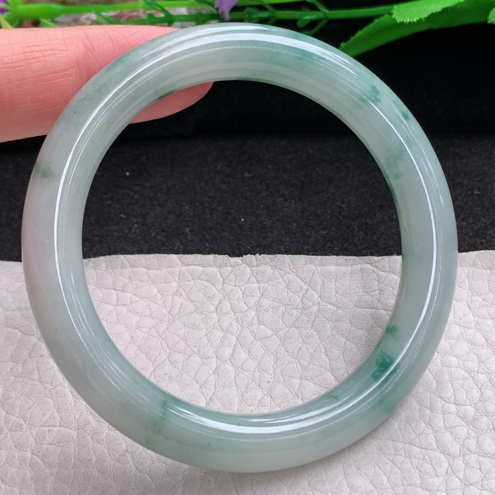 xx自然光54*9.2美人镯 缅甸翡翠a货手镯飘花女款圆条玉镯子