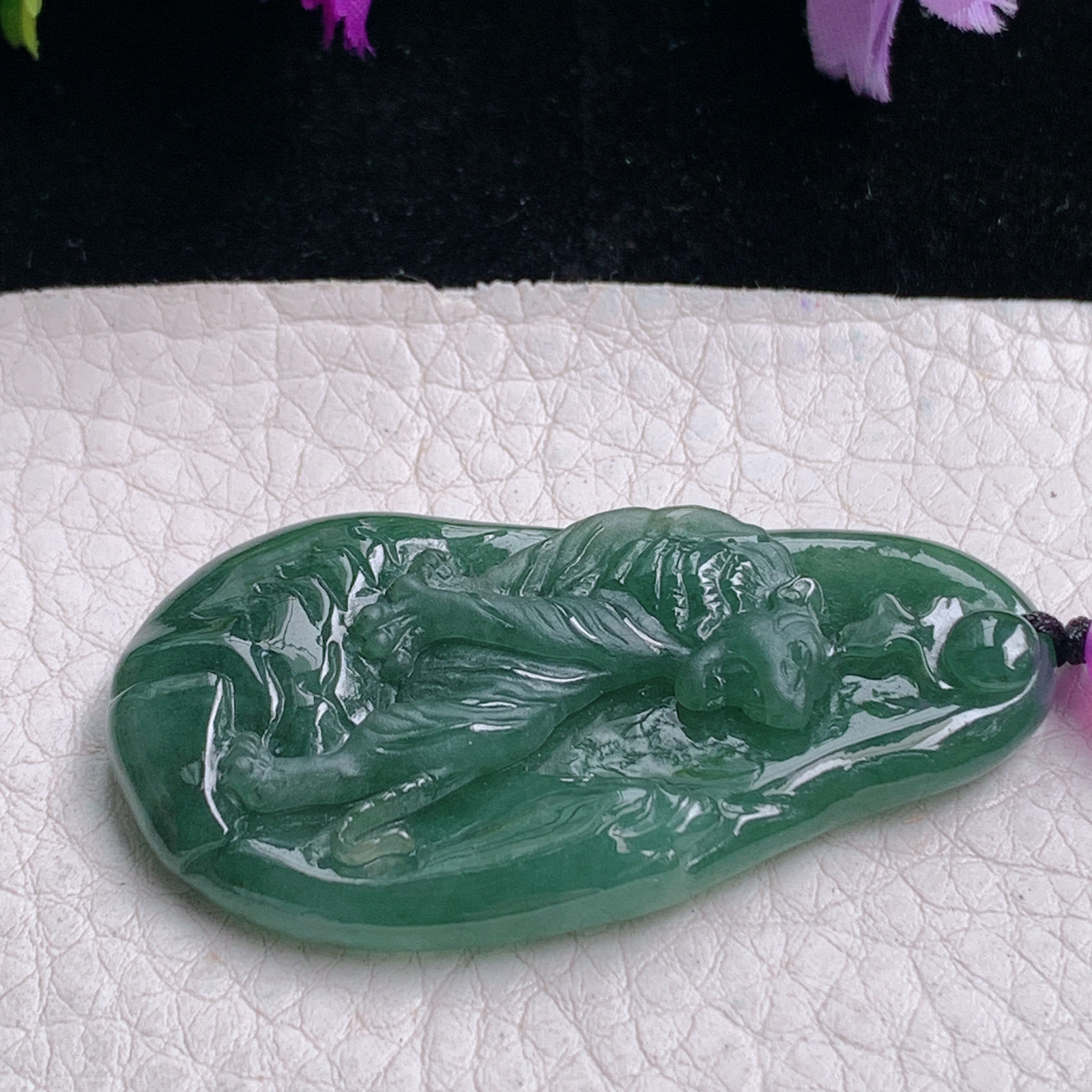 t实拍50.3*27.3*6.2缅甸翡翠A货精雕冰油绿上山虎 生肖虎玉吊坠 玉挂件