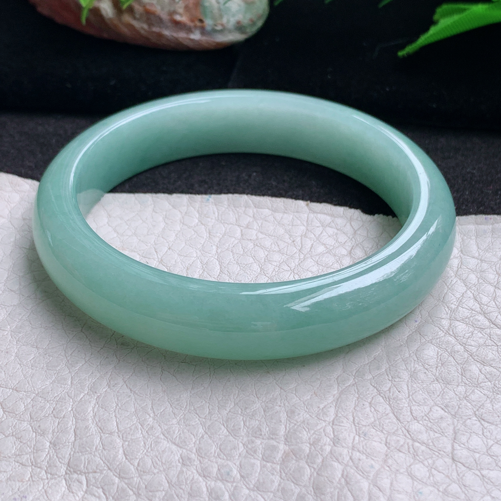 js实拍56*12.3*8平安镯 缅甸翡翠a货手镯水润满绿正圈玉镯子