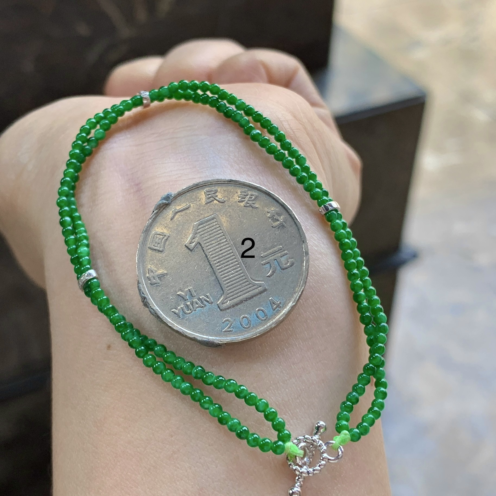 绿色手串^_^鲜艳 颜色好看