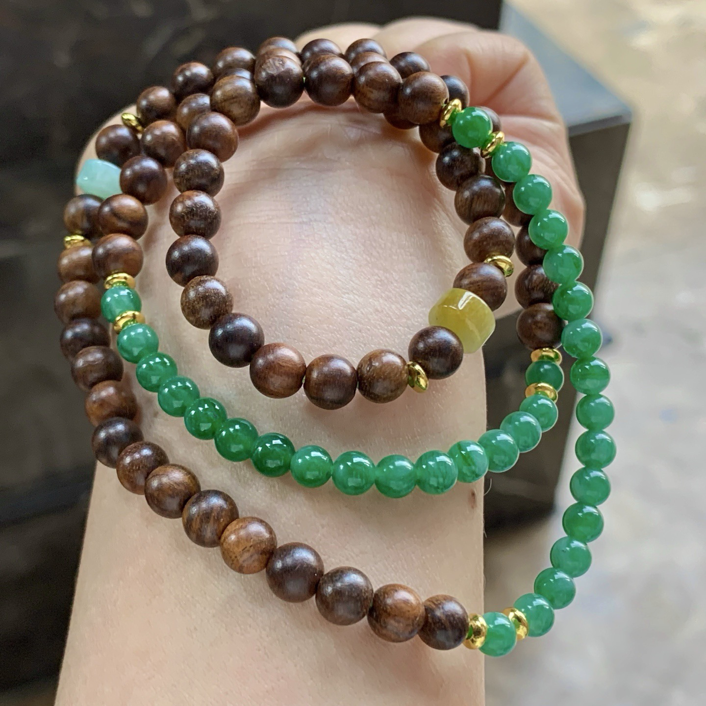 辣绿色手串^_^鲜艳