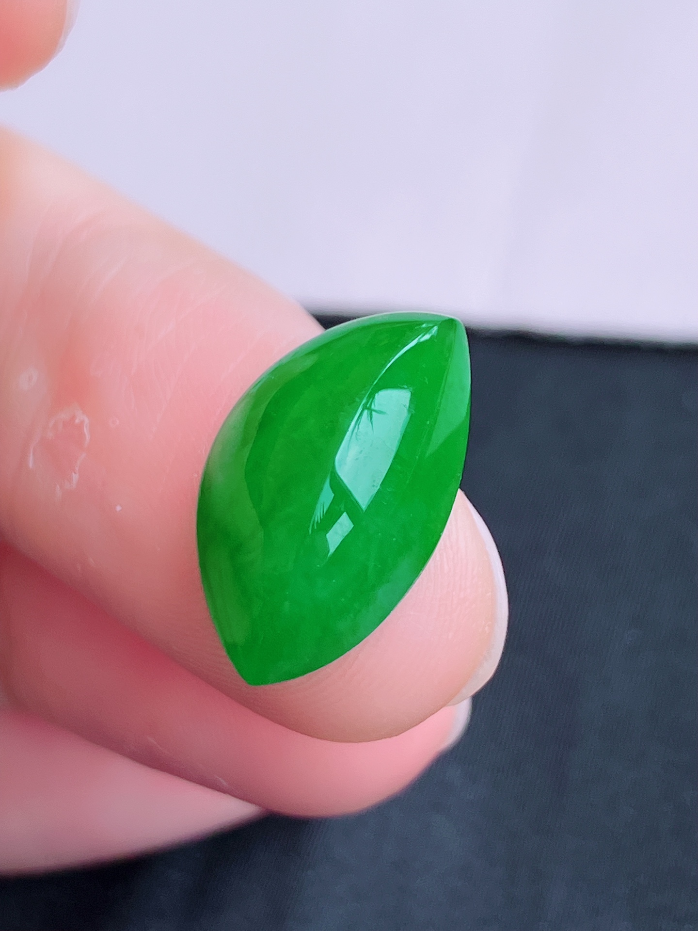 ️辣绿马眼面，饱满大气，尺寸16.3/9.6/6.5，自然光实拍