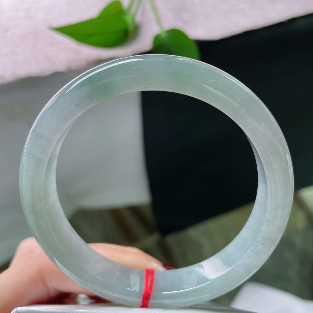 59.7/12.1/8，雾霾蓝正圈，油润透亮，种老，曲径通幽，不张扬的，无裂，ss51114a