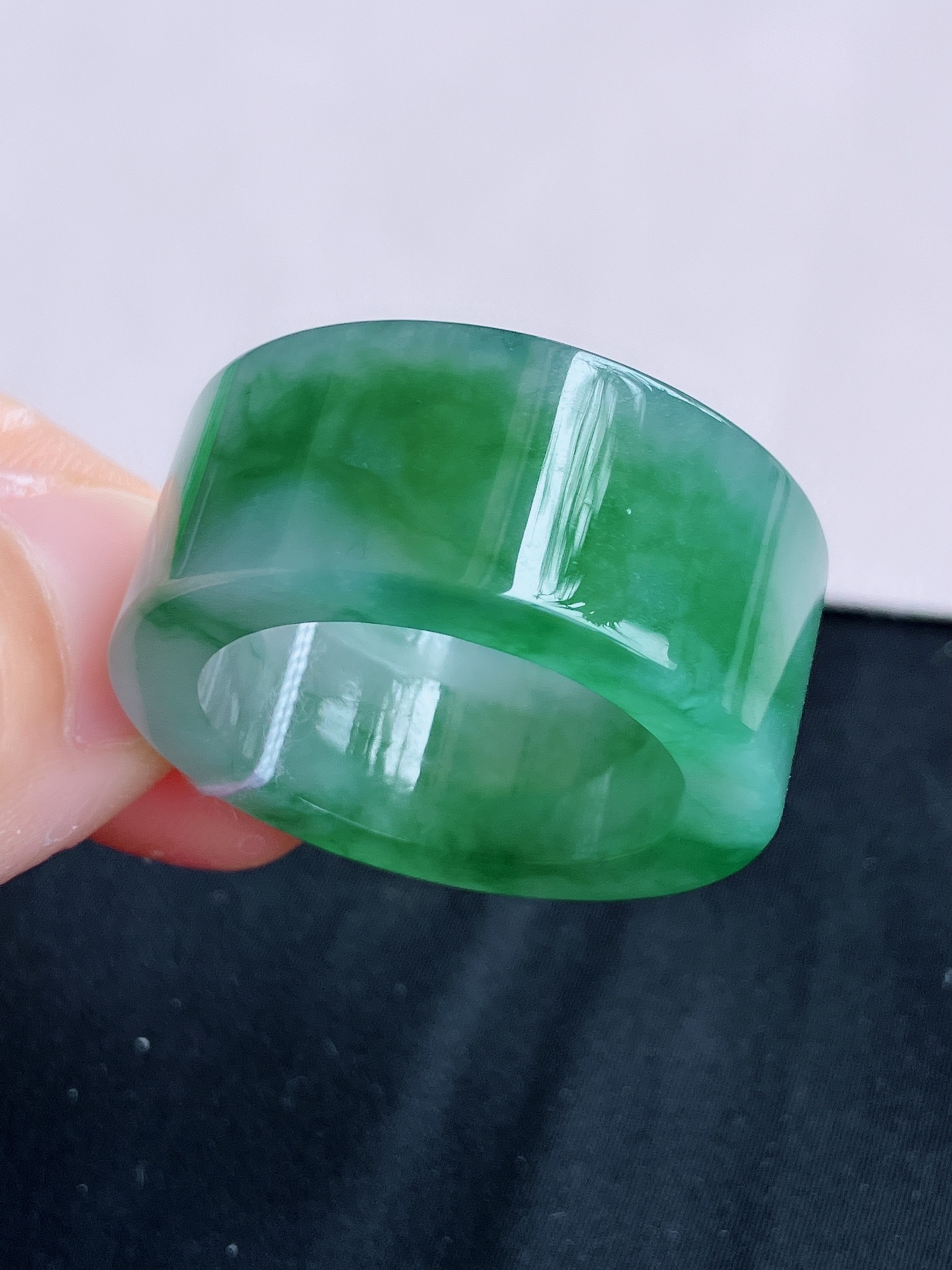 ️，冰飘花扳指，晶莹剔透，尺寸22/12.6/4.5，自然光实拍