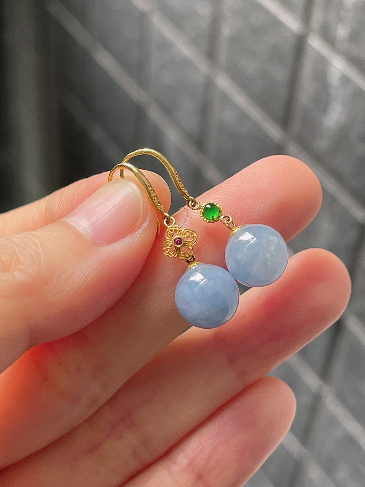 18k金 翡翠糯化种灰紫色耳坠