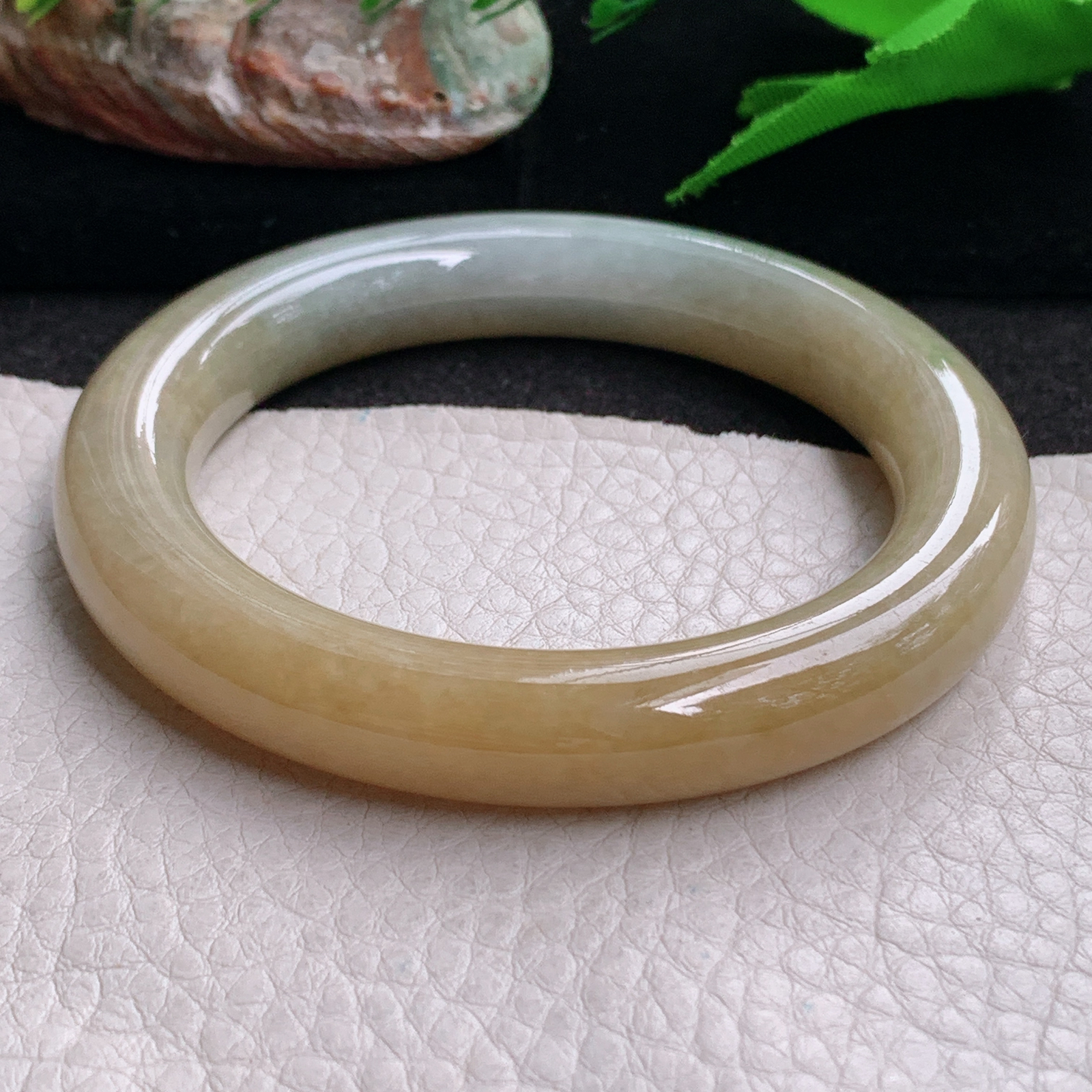 z实拍55*10.8*10.7招财美人镯 缅甸翡翠a货手镯黄翡女款圆条玉镯子