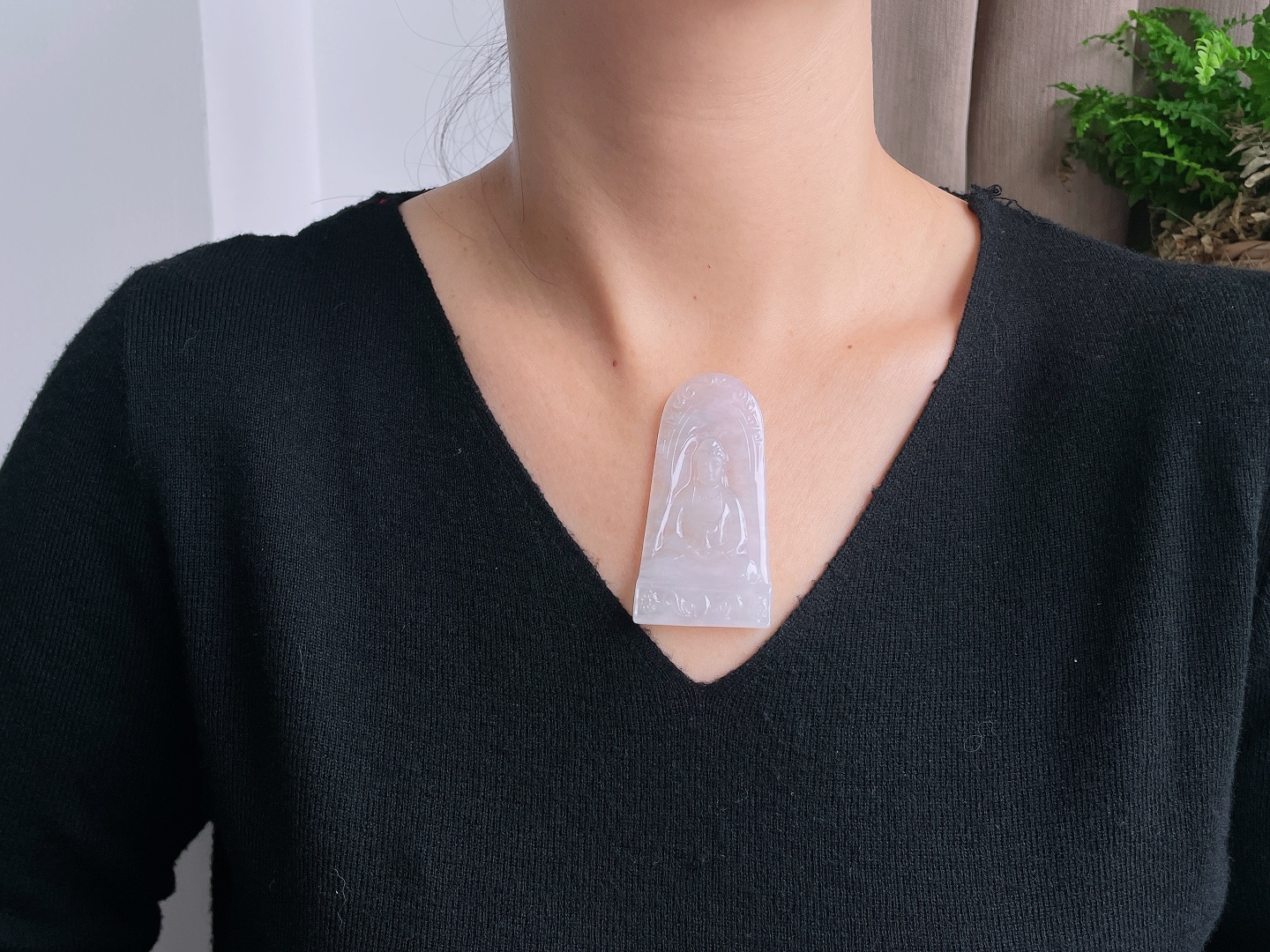 冰观音牌吊坠，缅甸，无裂，性比高，68.4/35.8/4.4，23.5克