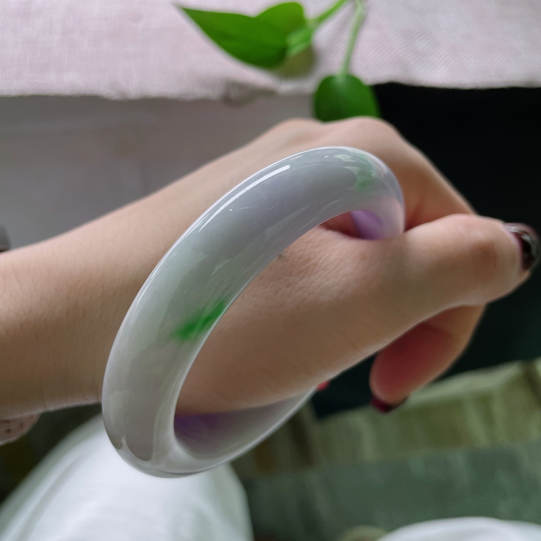 57.2/12.5/8.8正圈，春带彩，缤纷多姿，种老，水润，一点皮纹，ss51085a