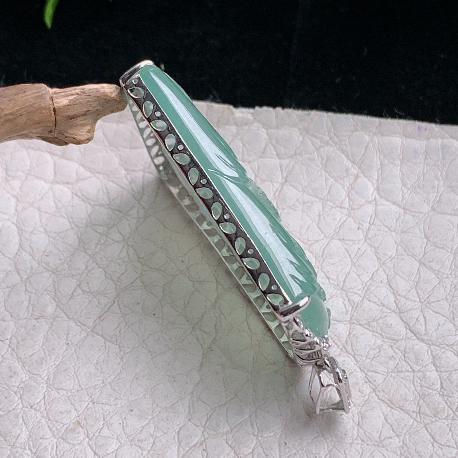 axm实拍33.8*24.6*6.3缅甸翡翠冰晴山水 大好河山玉吊坠 玉挂件