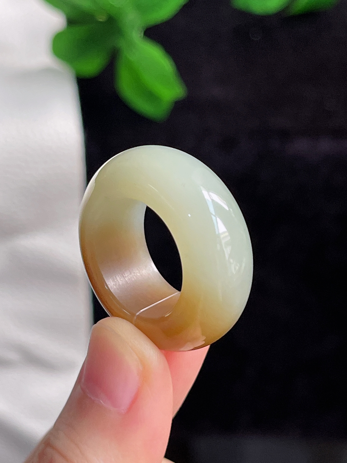 和田玉糖玉宽版指环