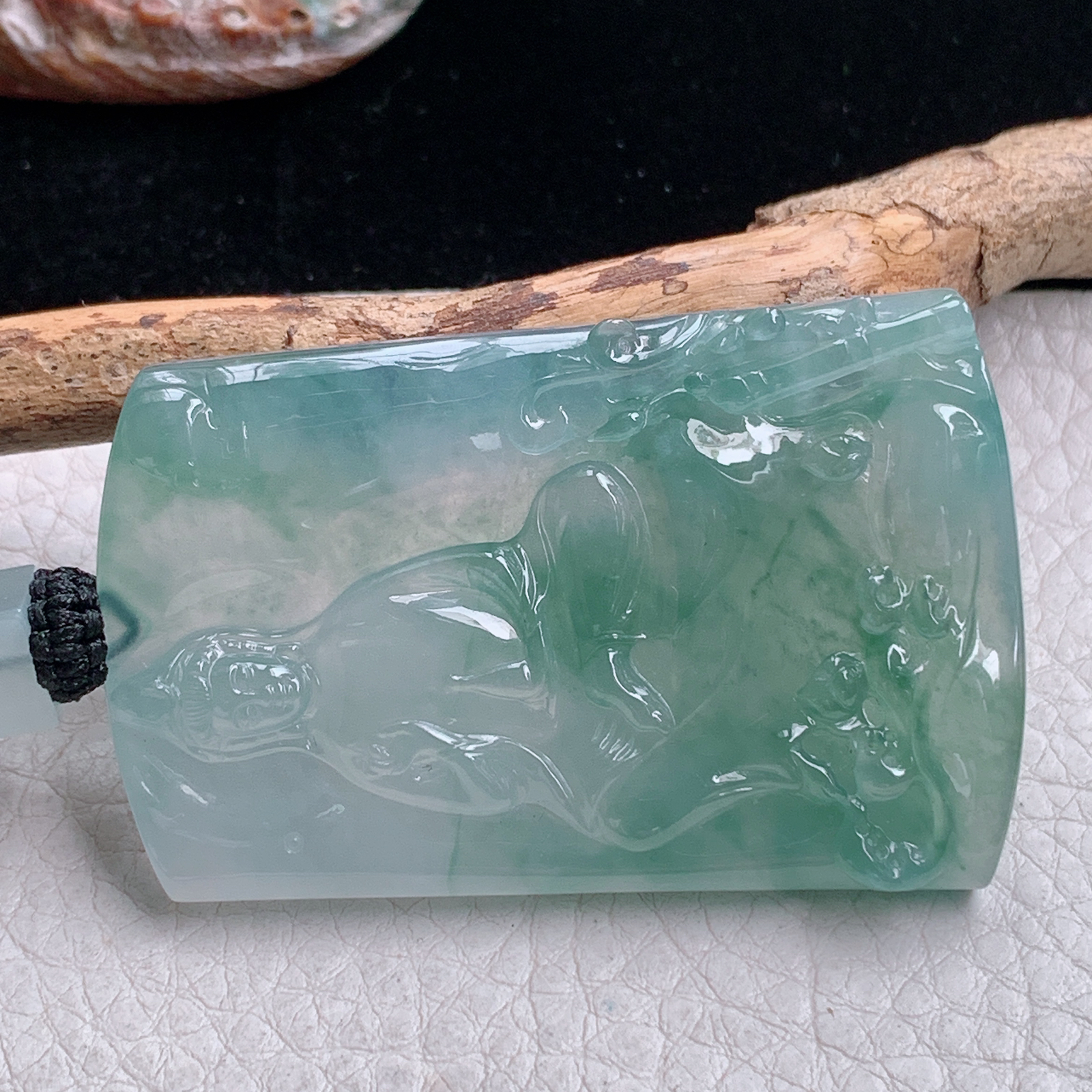 yl实拍55*36.2*6.2缅甸翡翠糯雕冰飘花玉观音玉吊坠 玉挂件