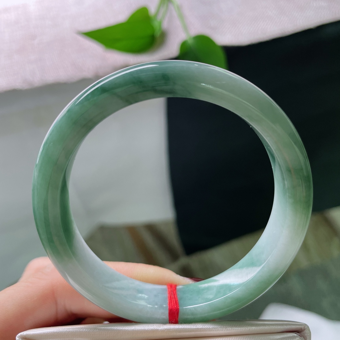 55.8/11.8/7.5，飘花正圈，沉鱼落雁，闭月羞花，水润，种老，有纹，ss50770a