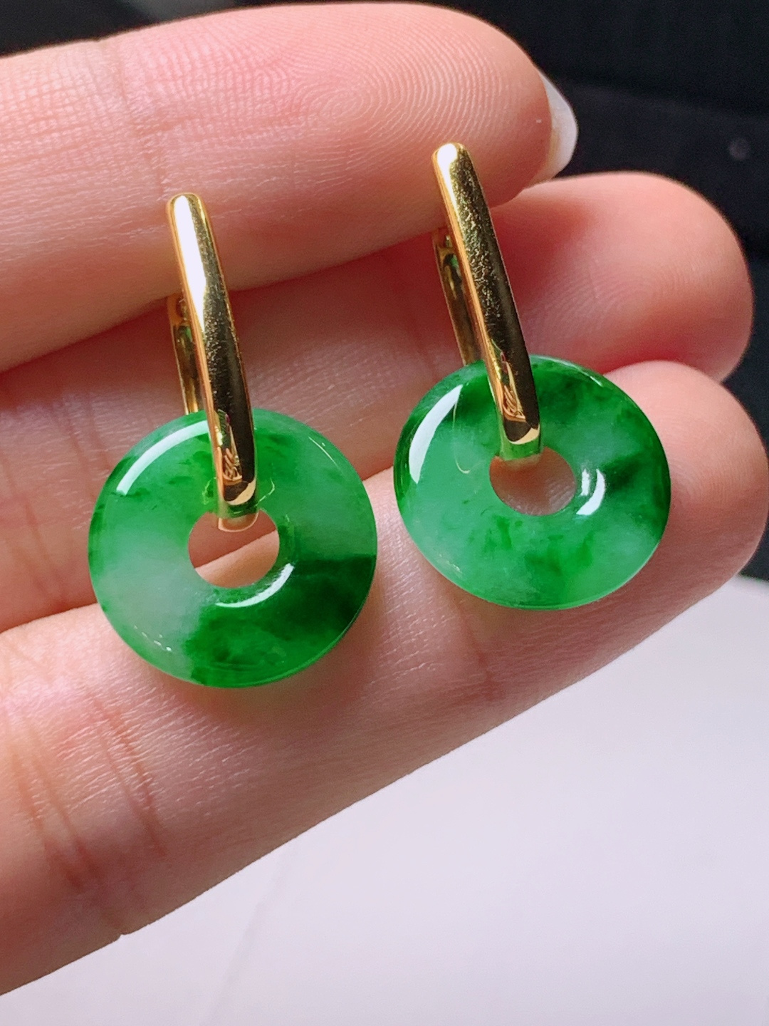 ️ 冰阳绿飘花甜甜圈耳坠，无裂色阳，裸石14.5-2.9