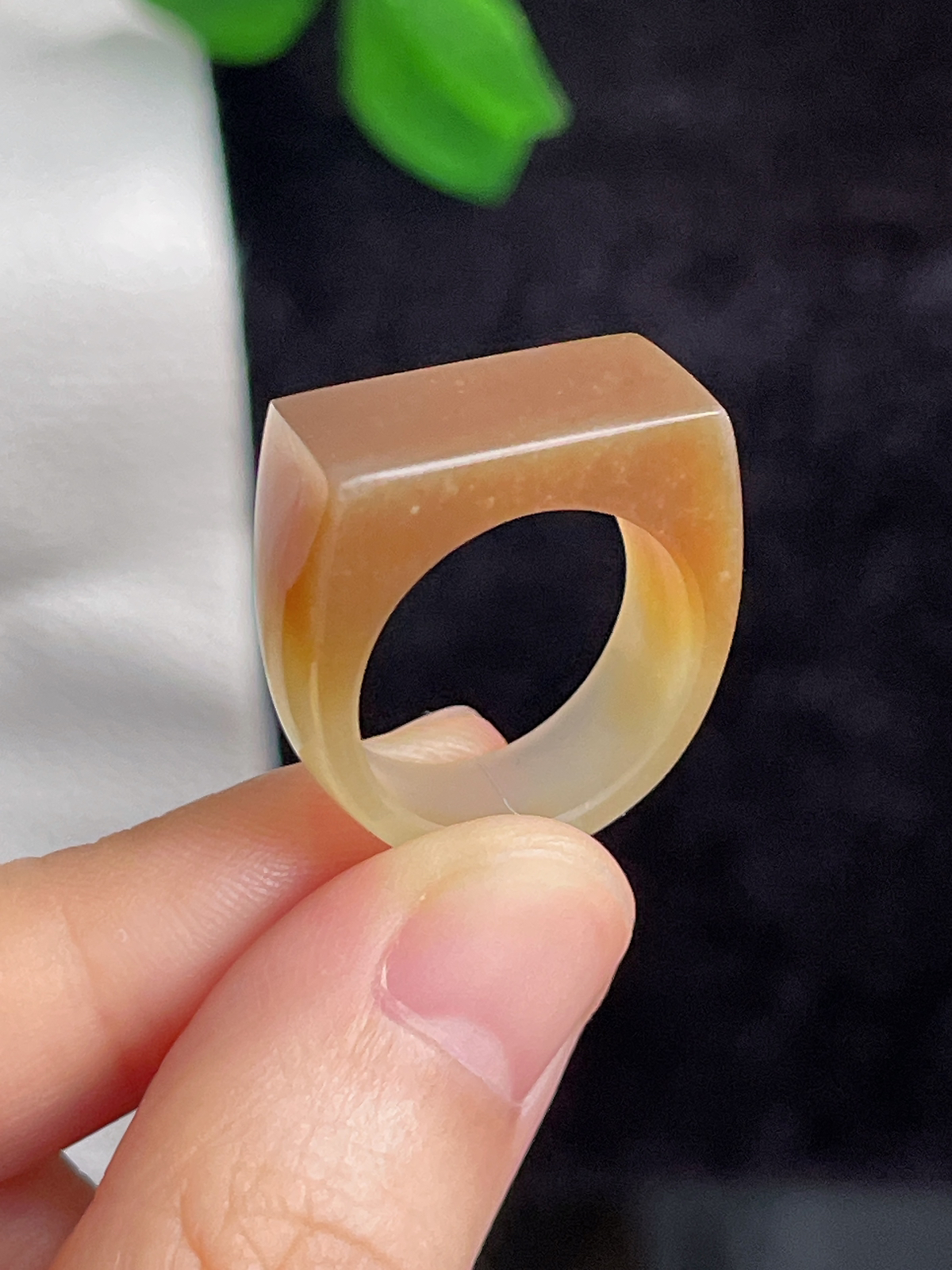 和田玉糖玉马鞍指环