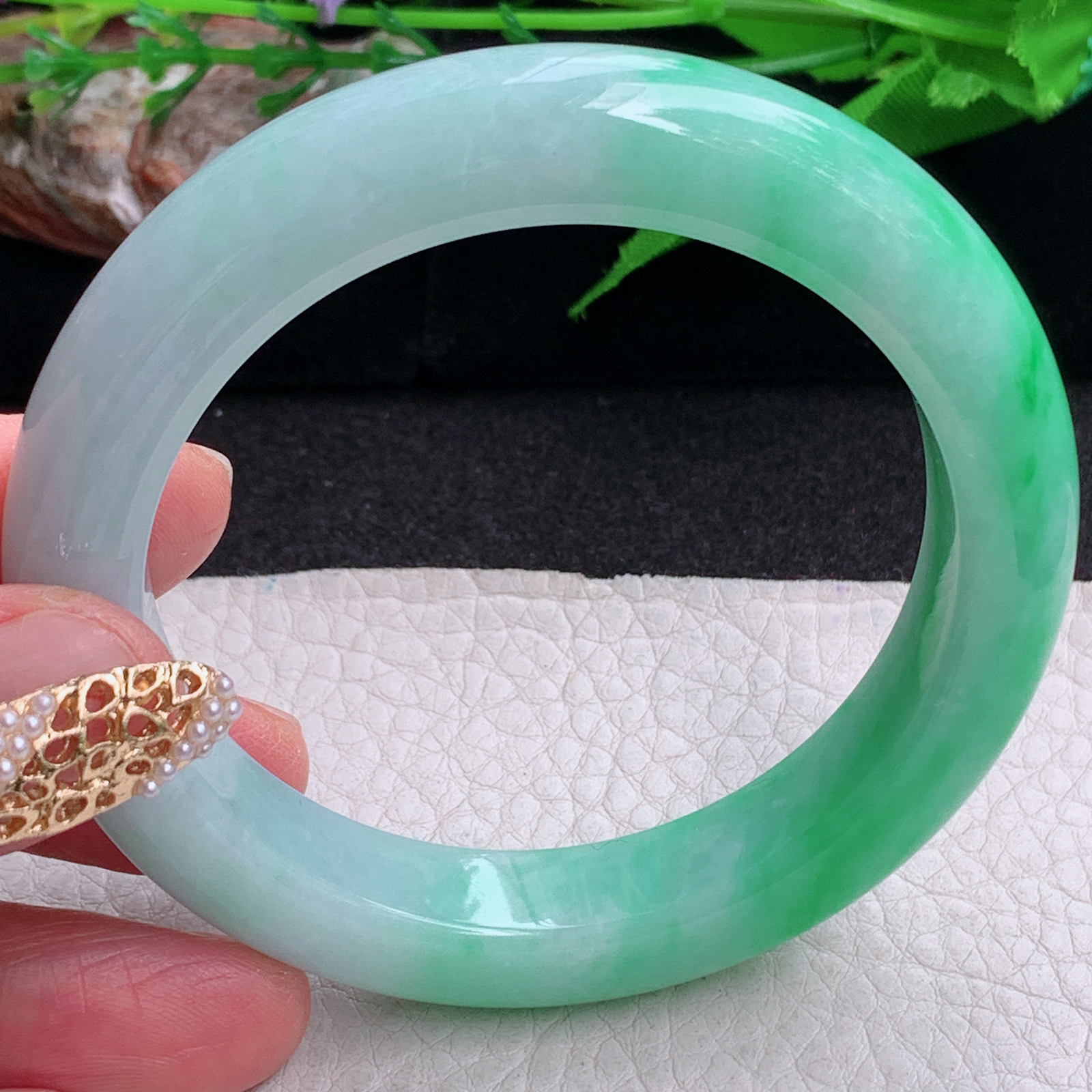 fl白底青56*13.5*9.6平安镯 缅甸翡翠a货手镯飘阳绿正圈玉镯子