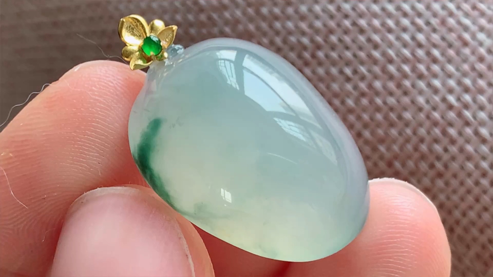 天然翡翠福瓜，冰种无裂，飘花18k金，尺寸22.7/17/8.6，aa427