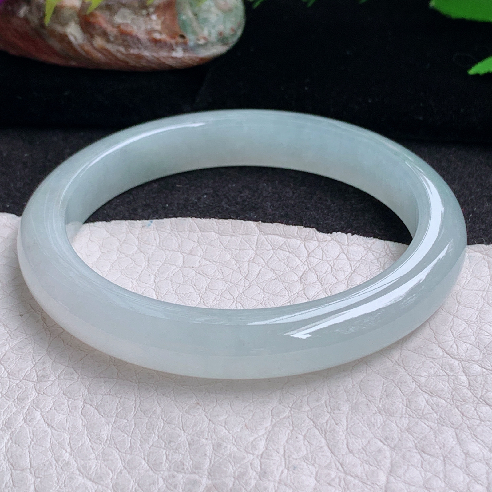 n实拍55.5*9.5*7.6平安镯 缅甸翡翠a货手镯纯美起光正圈玉镯子