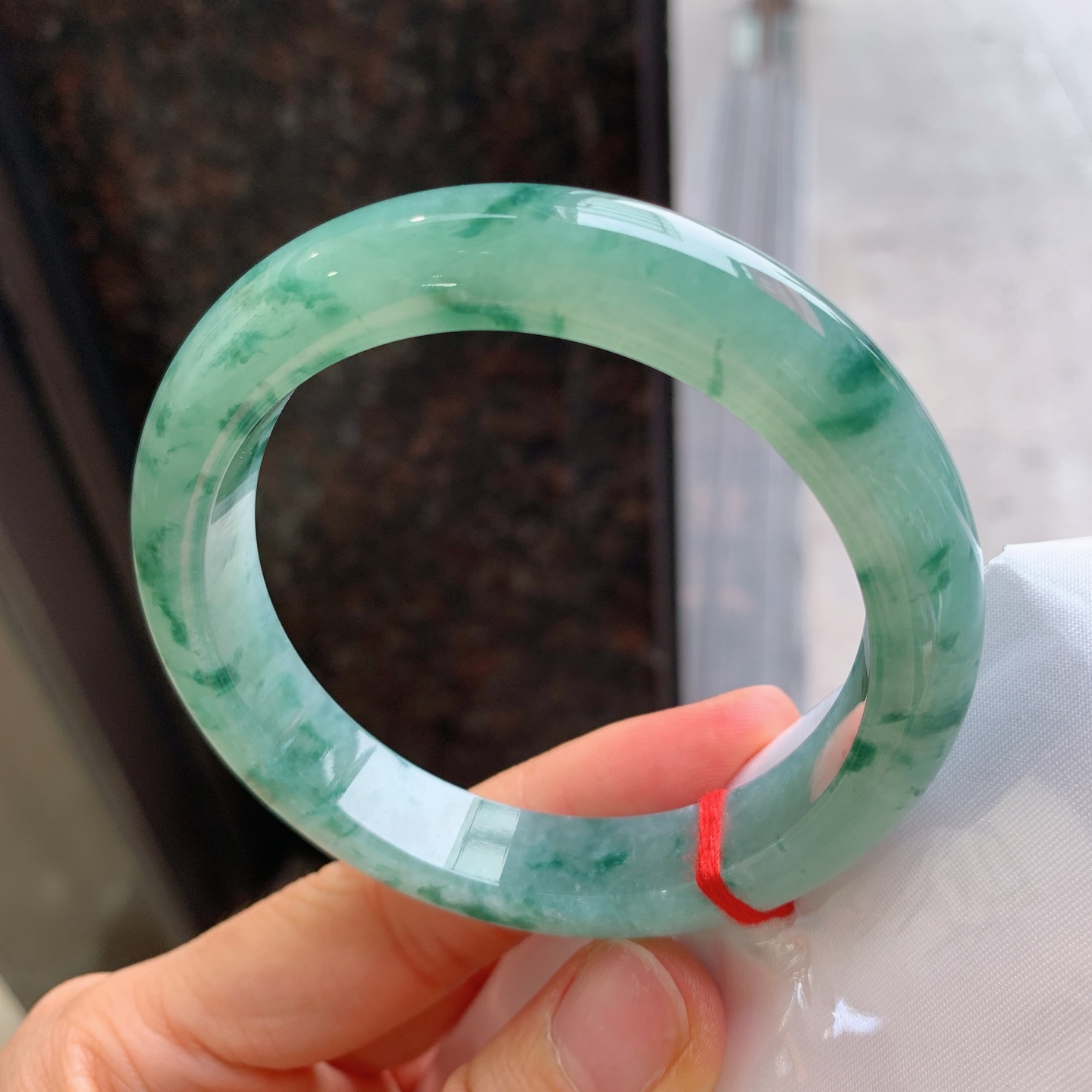 正圈飘花，无裂，尺寸：57.2/12/9，花色漂亮