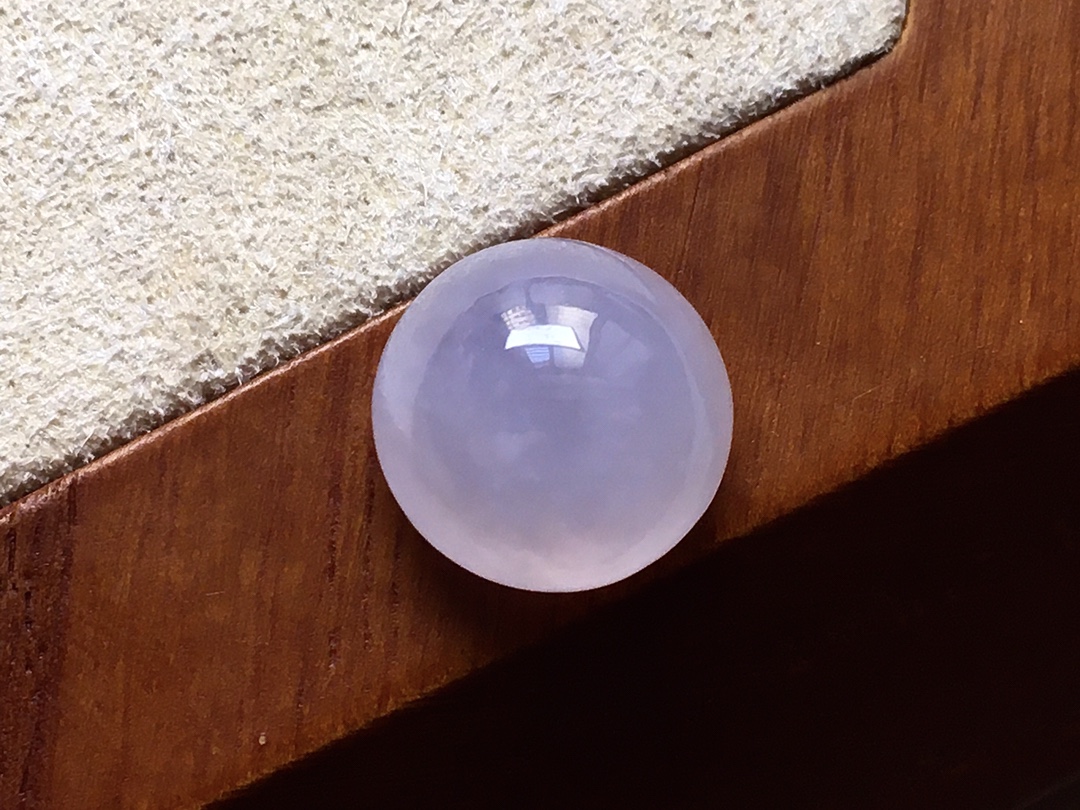 ️ 粉紫圆蛋面，紫色漂亮，玉质细腻起胶感，无裂，尺寸11.3/7