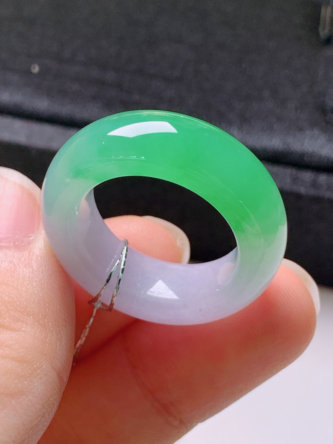 ️ 冰种绿指环，无裂翠旅水润，裸石27.6-8.3-5.1，圈口15