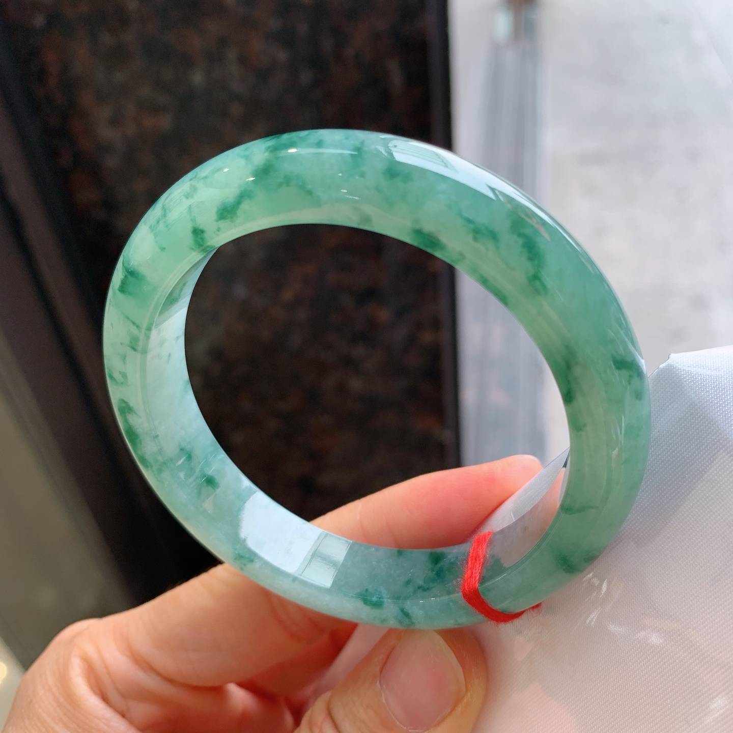 正圈飘花，无裂，尺寸：57.2/12/9，花色漂亮