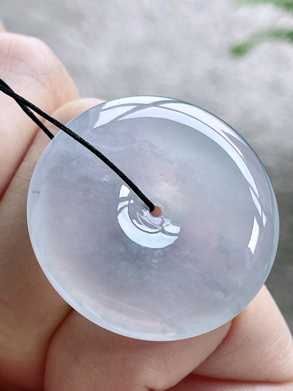 【裸石】冰平安扣吊坠
【说明】缅料 性价比高  
【尺寸】31.4-6..