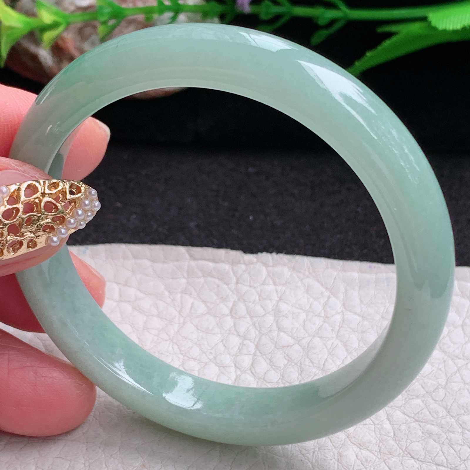 xx小圈口51*9.6*7平安镯 缅甸翡翠a货手镯飘阳绿女款正圈玉镯子