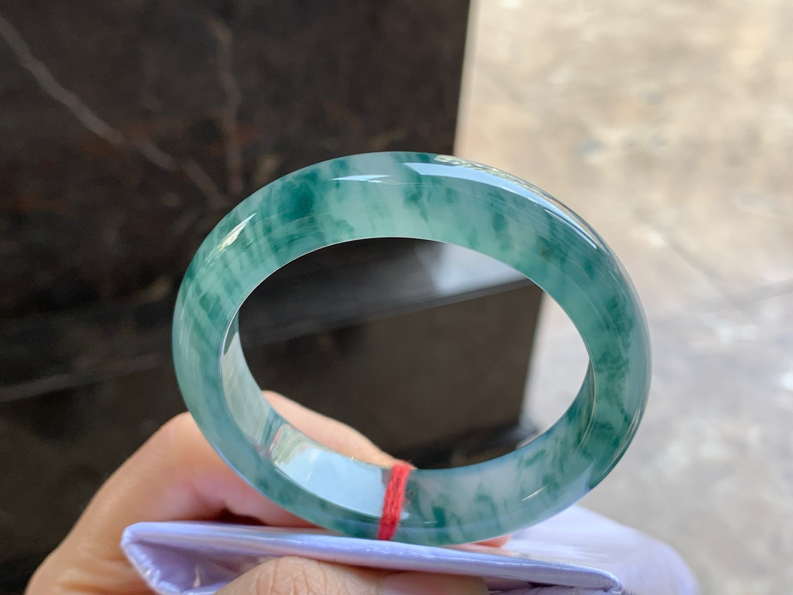 51-12.5-8.1

蓝花手镯^_^飘花浓郁