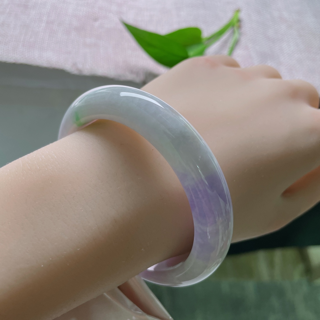 57.2/12.5/8.8正圈，春带彩，缤纷多姿，种老，水润，一点皮纹，ss51085a