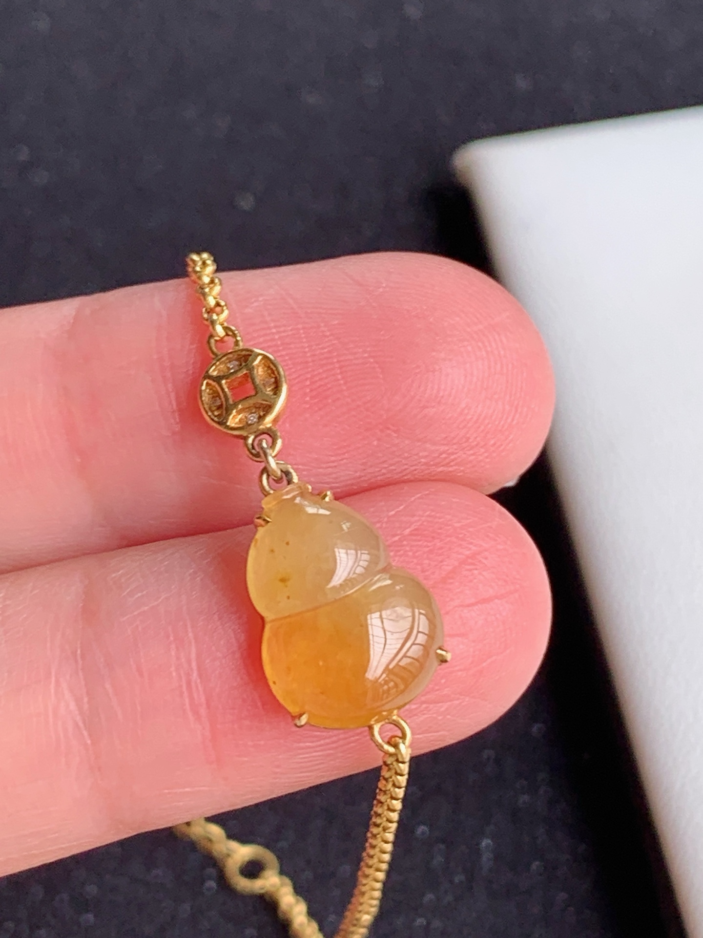 ️18k镶嵌冰黄葫芦手链，，裸石尺寸：12/3/9，4/4