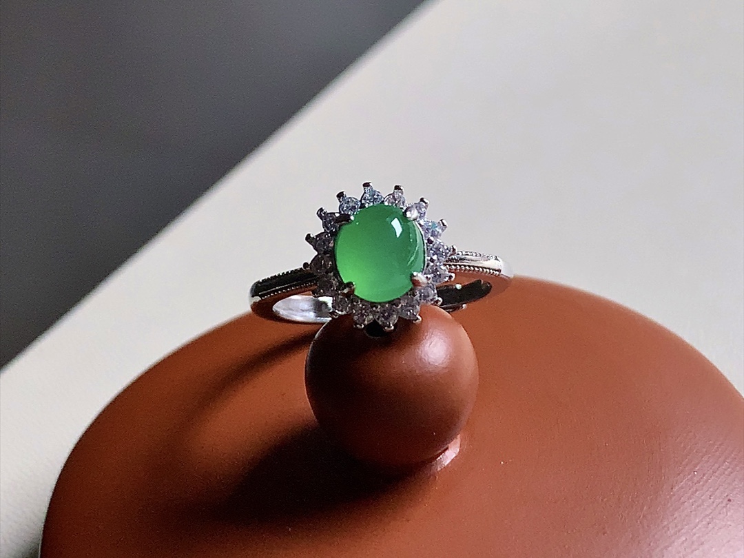 ️ 冰种木那蛋面戒指，银925，色泽清新漂亮，无裂，尺寸10.8/10.7/9.6，圈口14