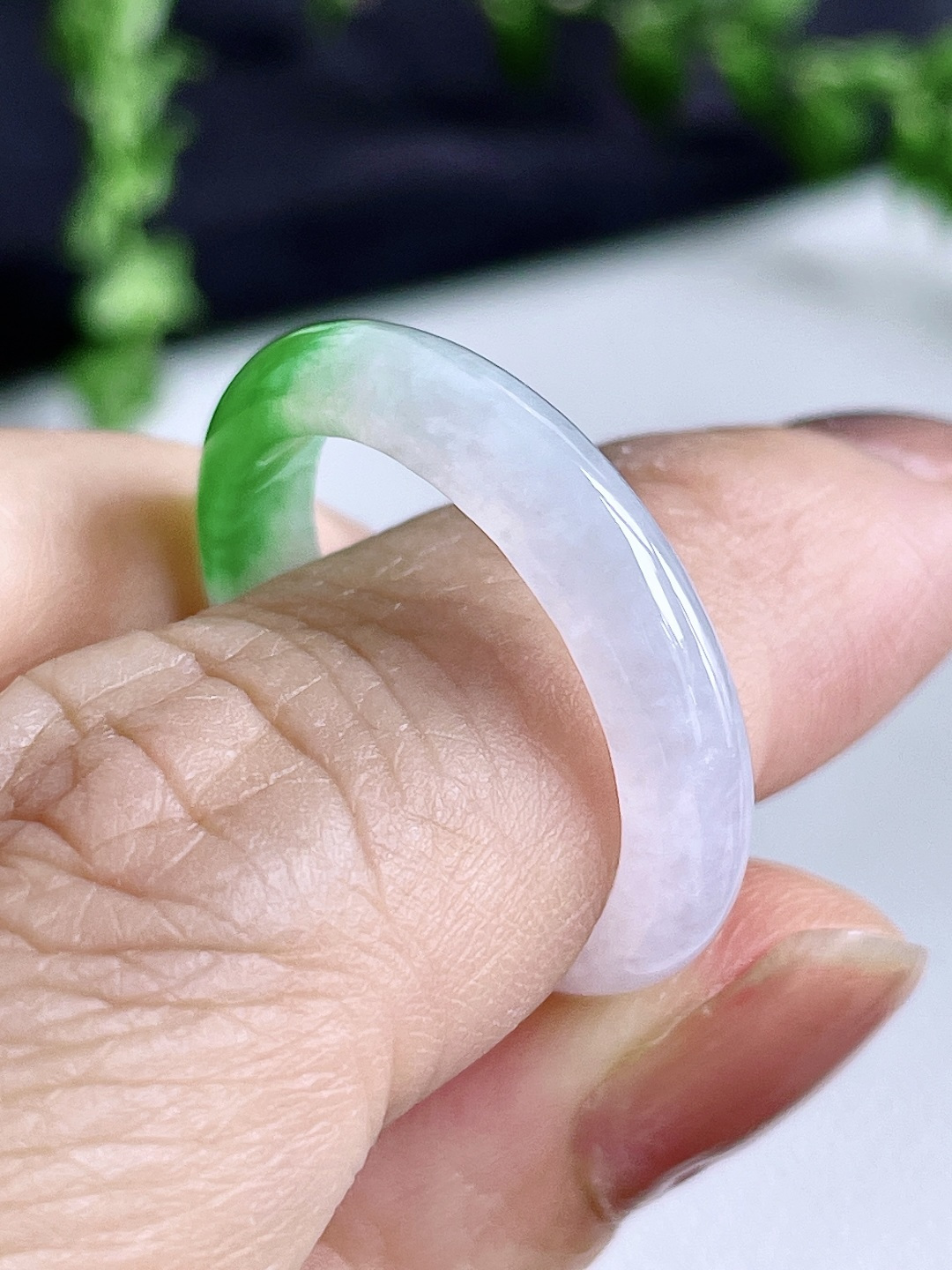 【裸石】冰阳绿戒圈指环，缅料，无裂，性比高，尺寸4.5-3.3，圈口21号，重量2.8克