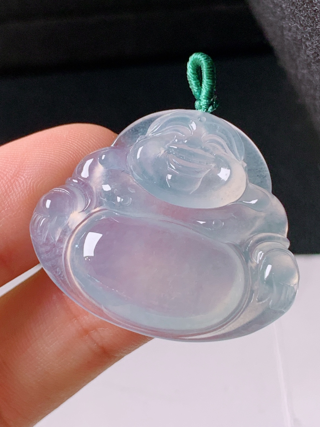 冰种佛公，无裂，玉质细腻，裸石28.3/32.6/5.9