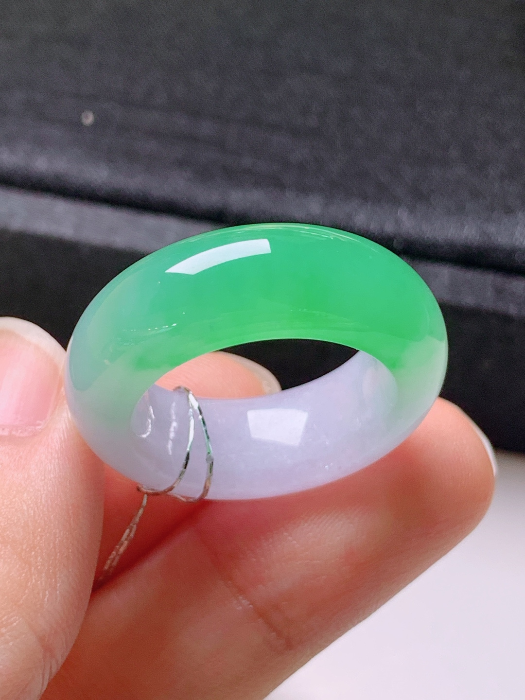 ️ 冰种绿指环，无裂翠旅水润，裸石27.6-8.3-5.1，圈口15