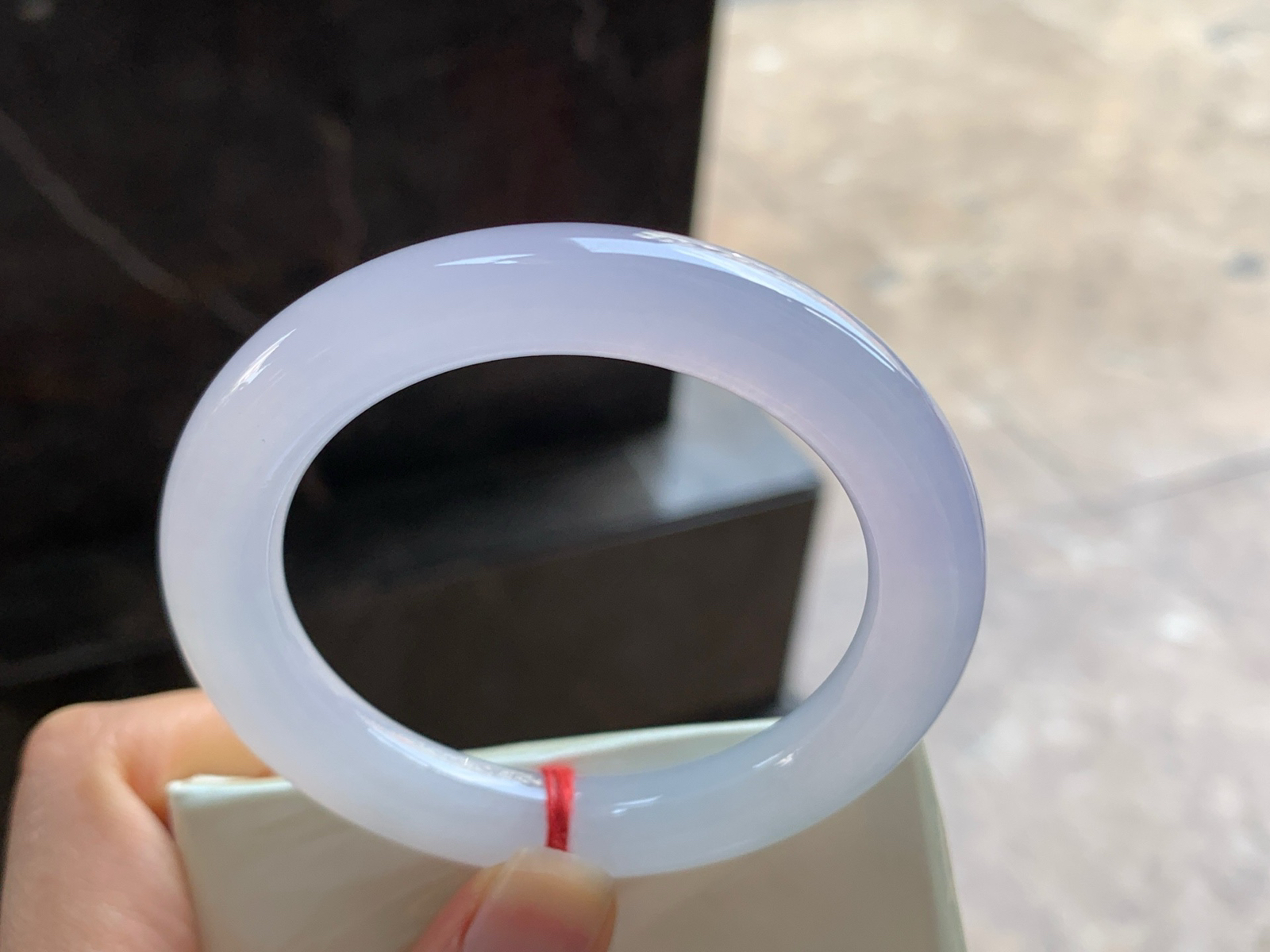 51-9.8

冰紫圆条手镯^_^透亮