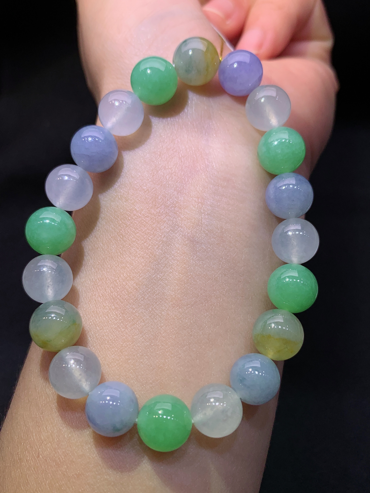 冰种多宝圆珠手串，手链，冰润鲜艳，玉质细腻，种水足，Xli 直径9.7