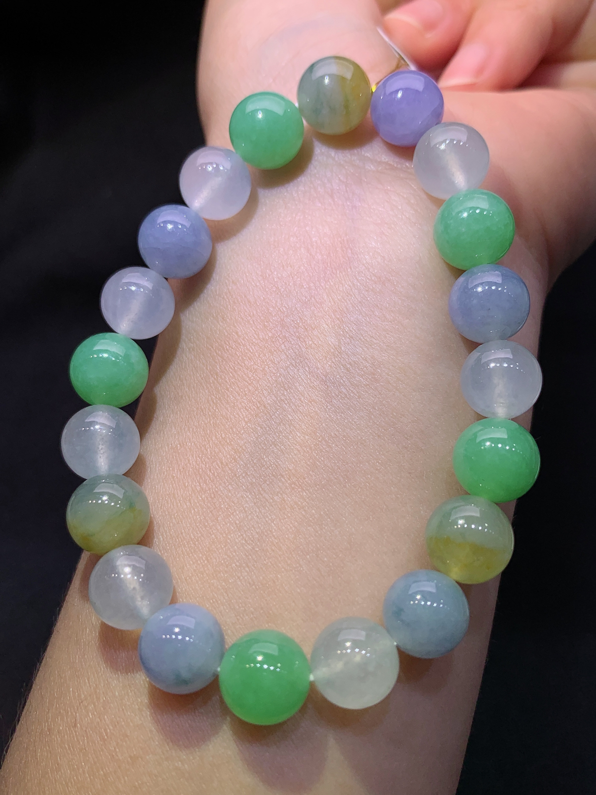 冰种多宝圆珠手串，手链，冰润鲜艳，玉质细腻，种水足，Xli 直径9.7