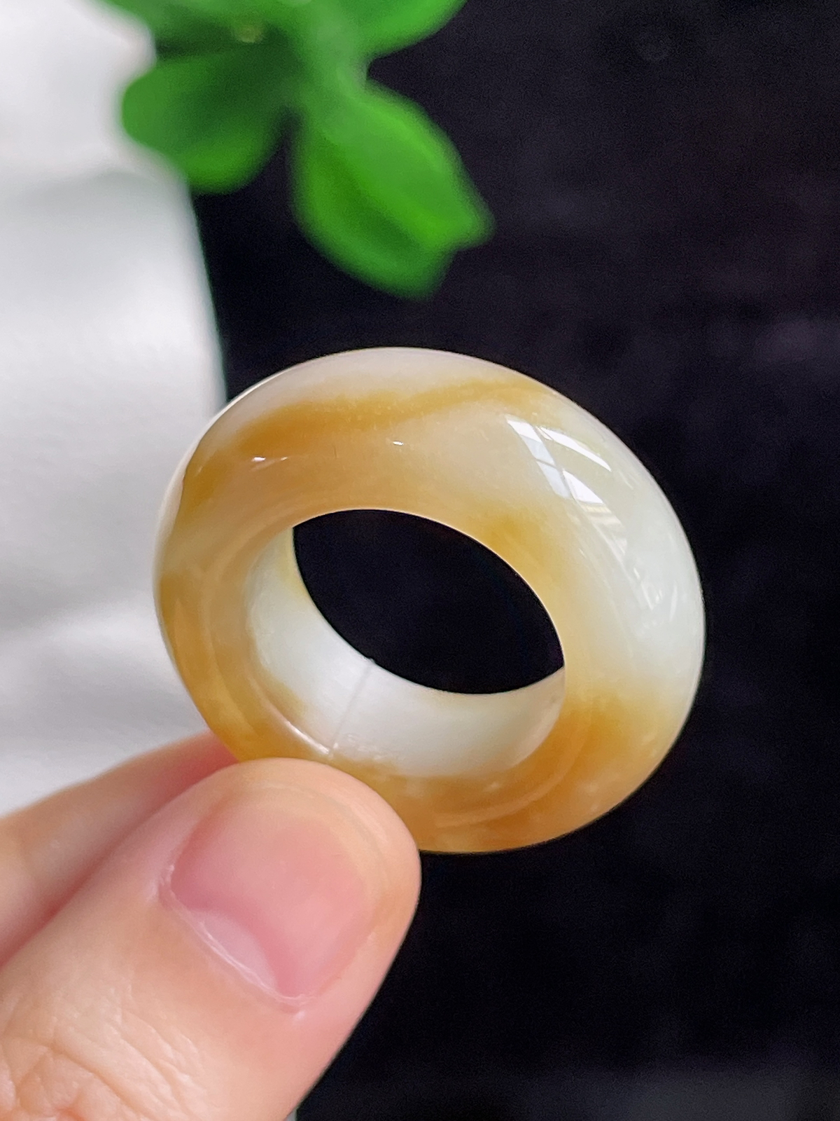 和田玉糖玉宽版指环