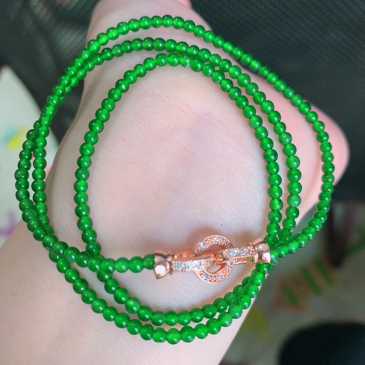 自然光实拍，冰种满绿翡翠圆珠项链，绿色翡翠珠链，种老水足，冰清玉润  颜色漂亮  #001.1取一尺寸2.6mm