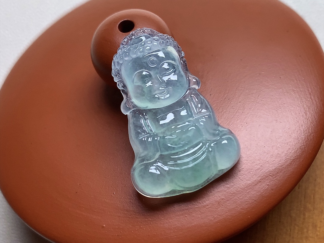 ️ 冰种底色宝宝佛，底色漂亮，可爱极了，无裂，尺寸23.7/15.7/4.7，超值