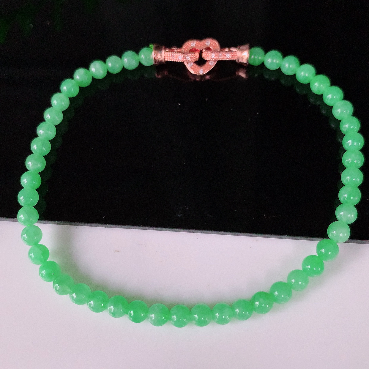 自然光实拍，冰润满绿翡翠手串手链，种老水足，冰清玉润  颜色漂亮  #003.1取一尺寸3.9