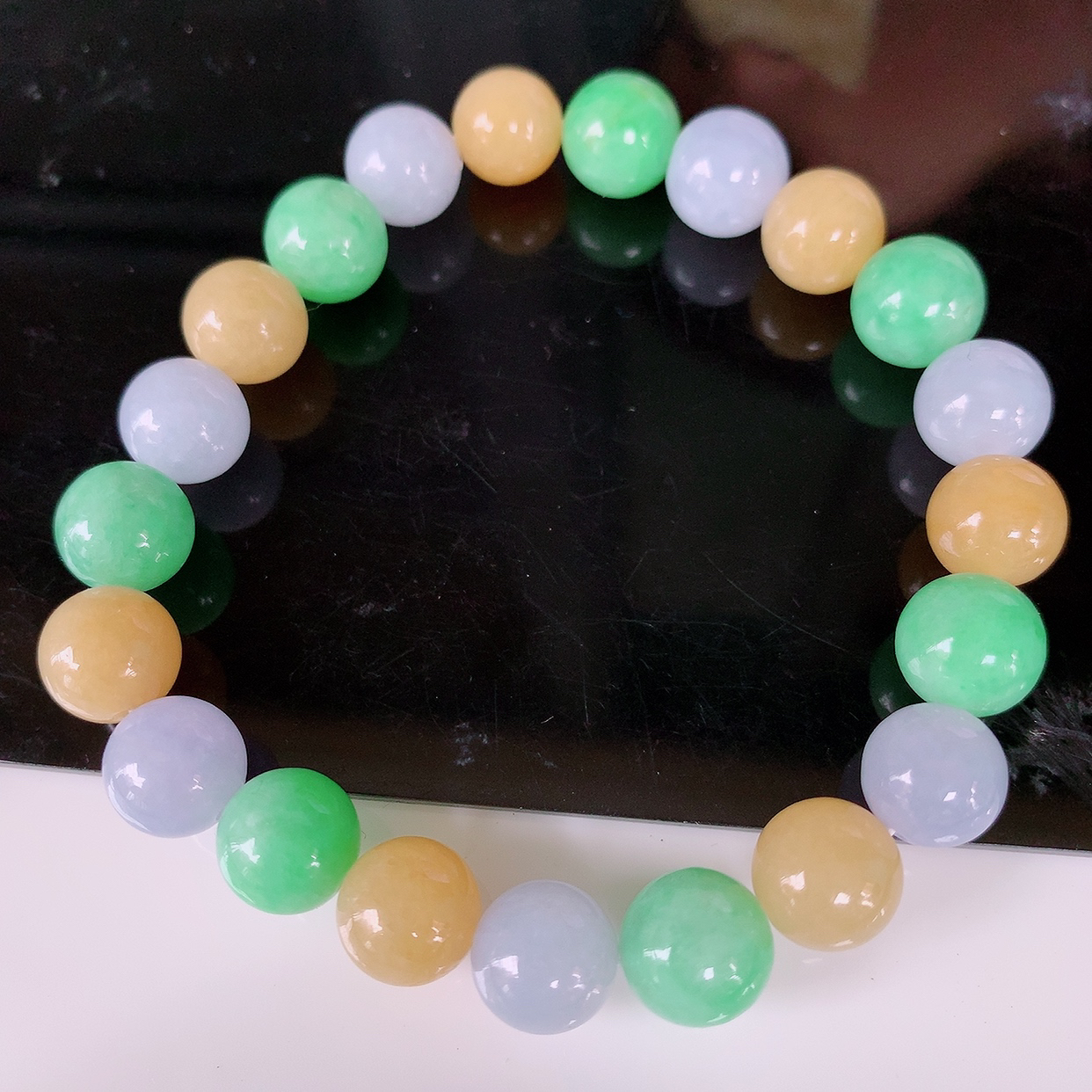 自然光实拍，特色冰润多宝翡翠手链，多彩翡翠手串，颜色丰富，料子细腻，高档大气，自戴送礼佳品！#001.1取一尺寸9.5