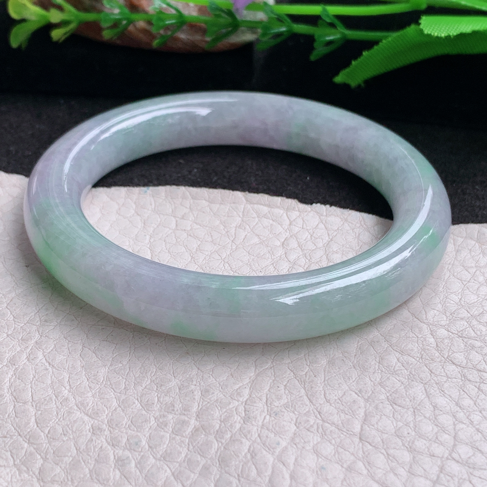 ss自然光54*10.3*10美人镯 缅甸翡翠a货手镯春带彩女款圆条玉镯子