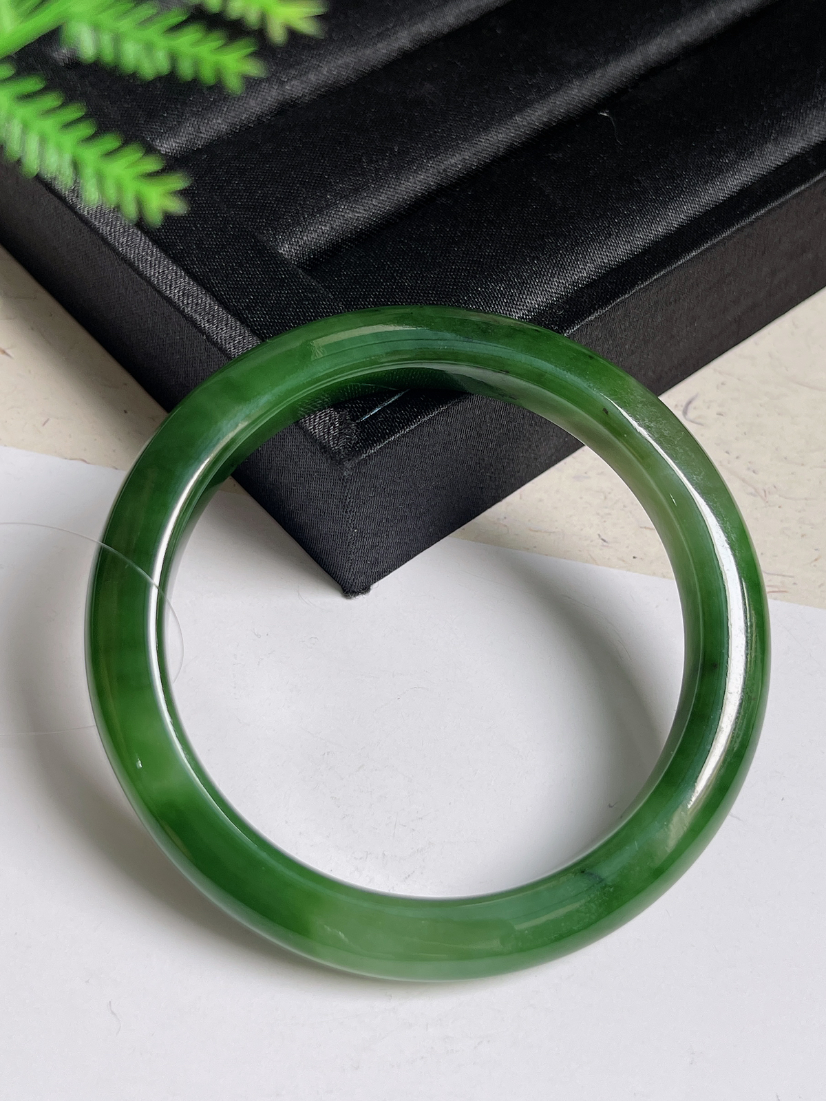 正圈57.6圈口，和田玉碧玉手镯