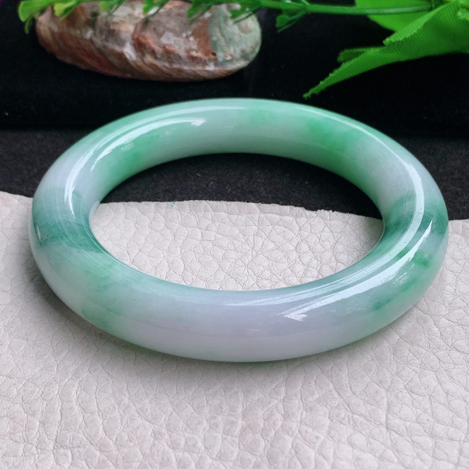 xc实拍57*12胖圆镯 缅甸翡翠a货手镯飘花女款圆条玉镯子