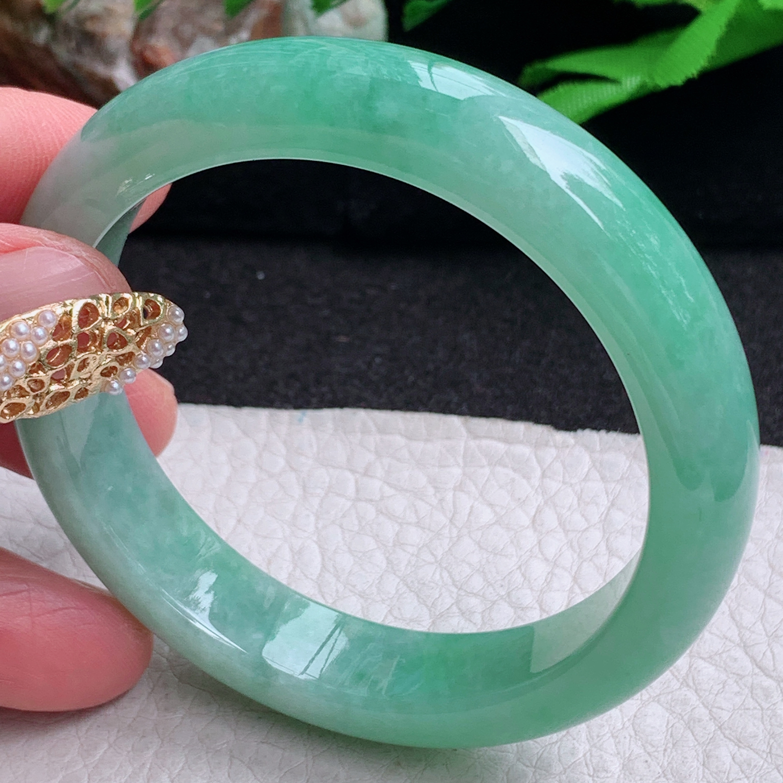 nr实拍53.8*12.3*7.6平安镯 缅甸翡翠a货手镯甜绿秀气正圈玉镯子