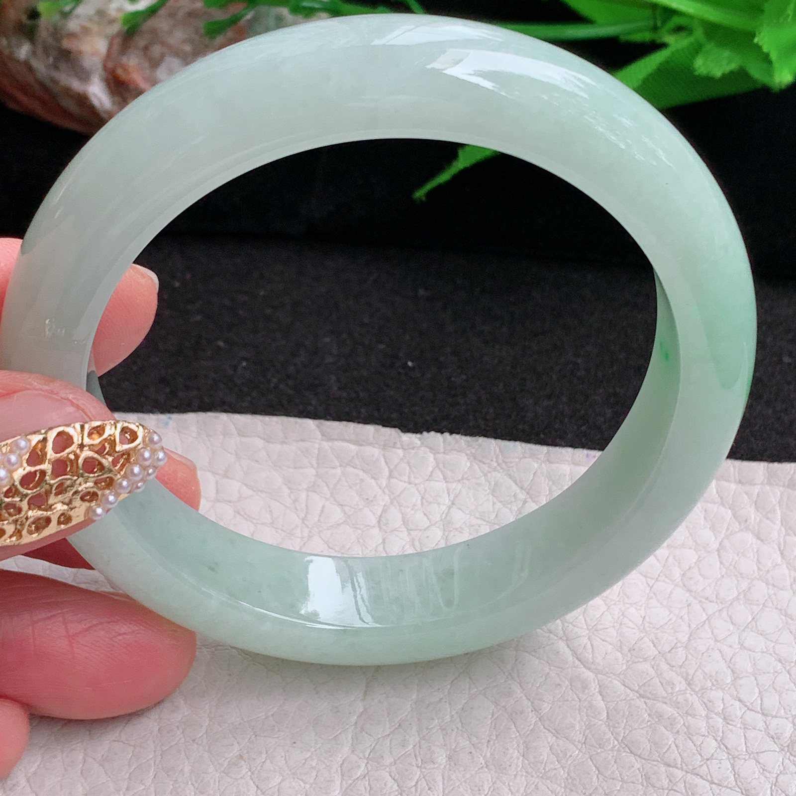 ee实拍55.5*12.3*8.2平安镯 缅甸翡翠a货手镯果绿女款正圈玉镯子