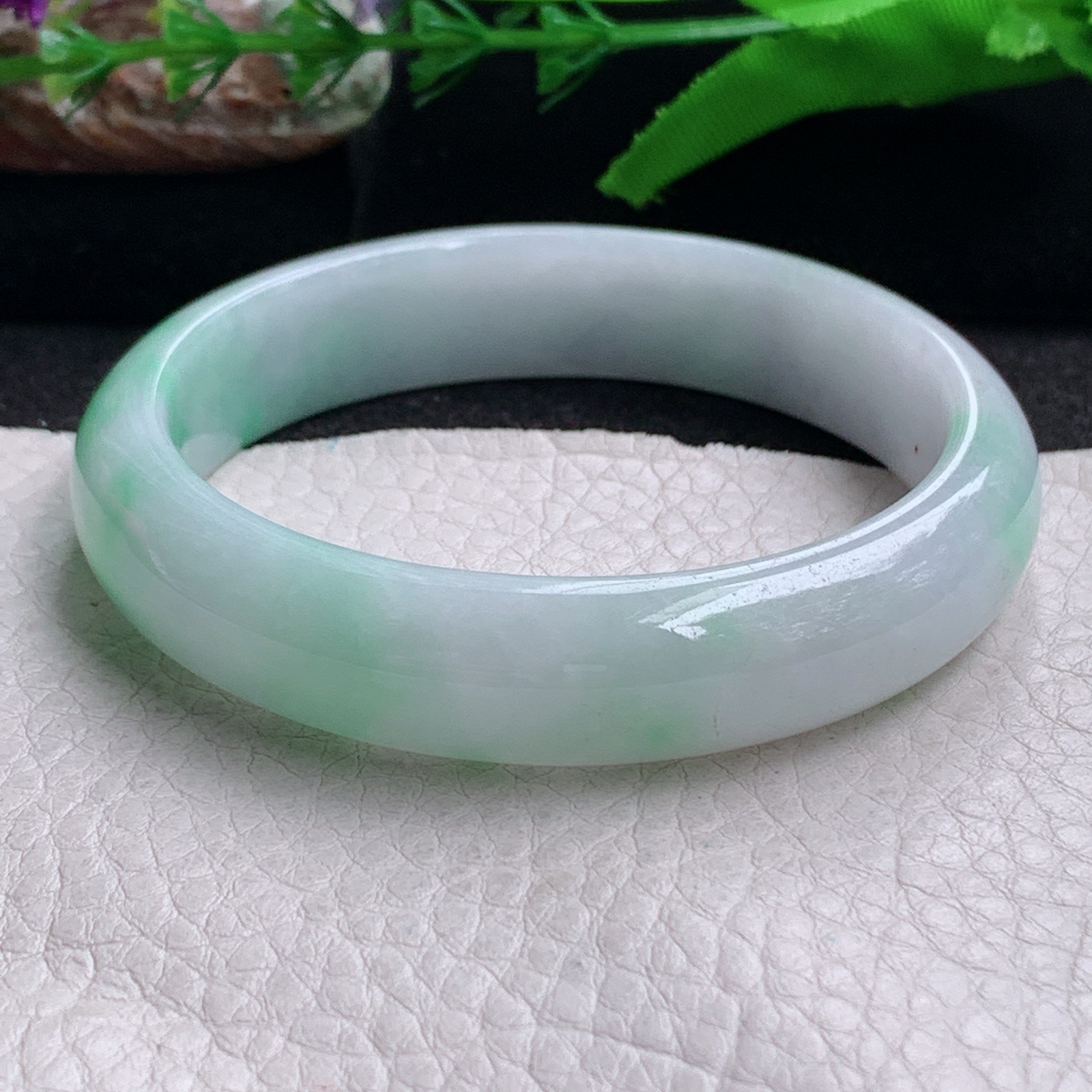 yh白底青58.5*12.3*9.6平安镯 缅甸翡翠a货手镯飘阳绿正圈玉镯子