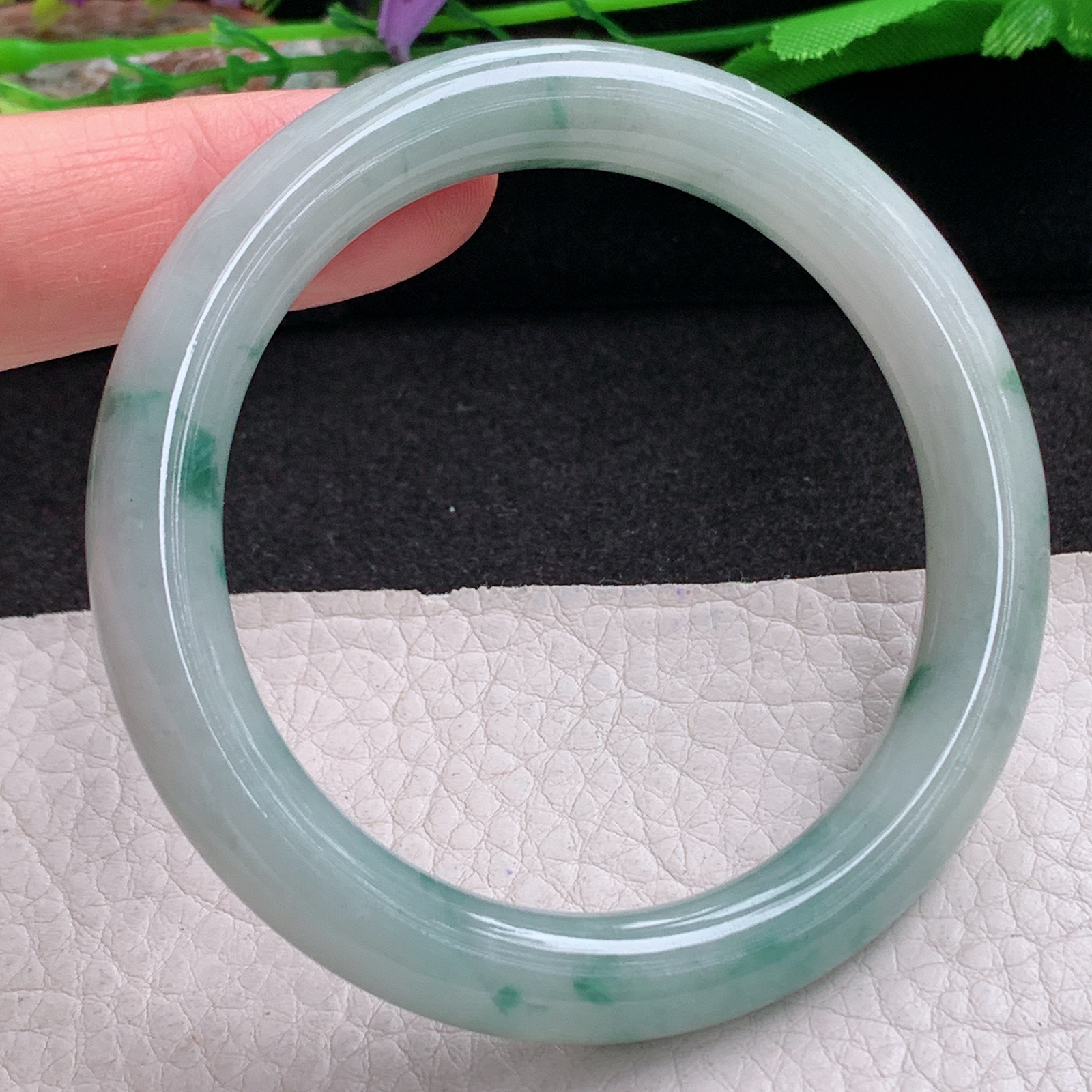 xx自然光54*9.2美人镯 缅甸翡翠a货手镯飘花女款圆条玉镯子